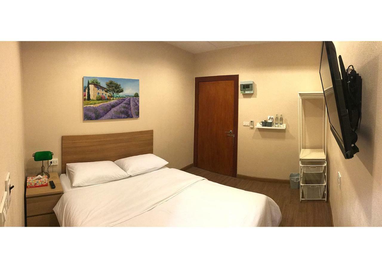 S'Prima Hostel Phitsanulok Esterno foto